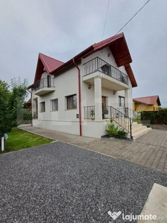 Casa 5 camere 198 mp, 600 mp teren in cartier Poiana
