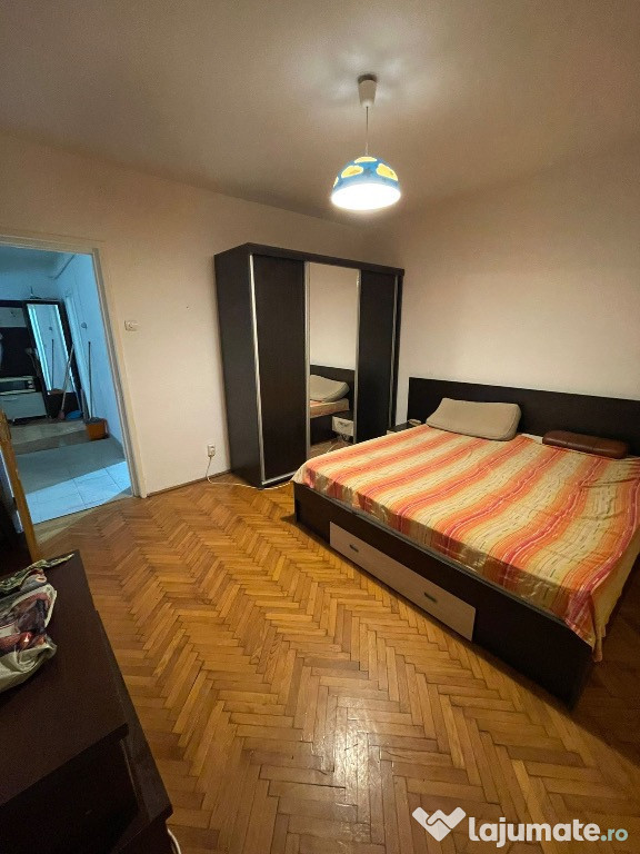 Închiriez apartament 2 camere Aleea Trandafirilor