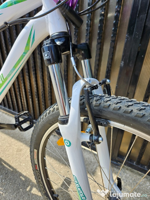 Bicicleta SPECIALIZED MYKA 26, stare tehnica foarte bună