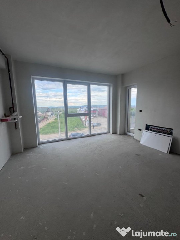 Apartament etaj intermediar, bloc nou , Radauti