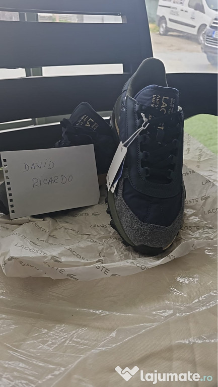 Adidasi Lacoste NOI, Pret fix