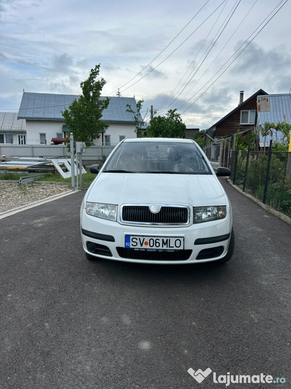 Skoda Fabia 1.2 benzină