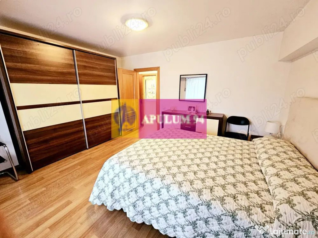 Piata Unirii vanzare apartament 4 camere, metrou