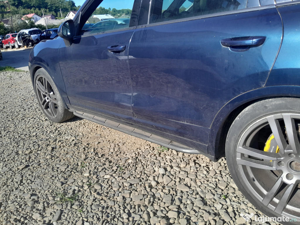 Prag stanga extensie  Porsche Cayenne 2011