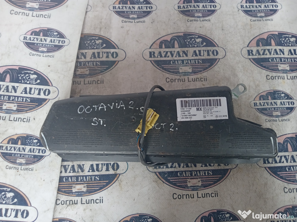 Airbag scaun stanga fata Skoda Octavia 2 2010