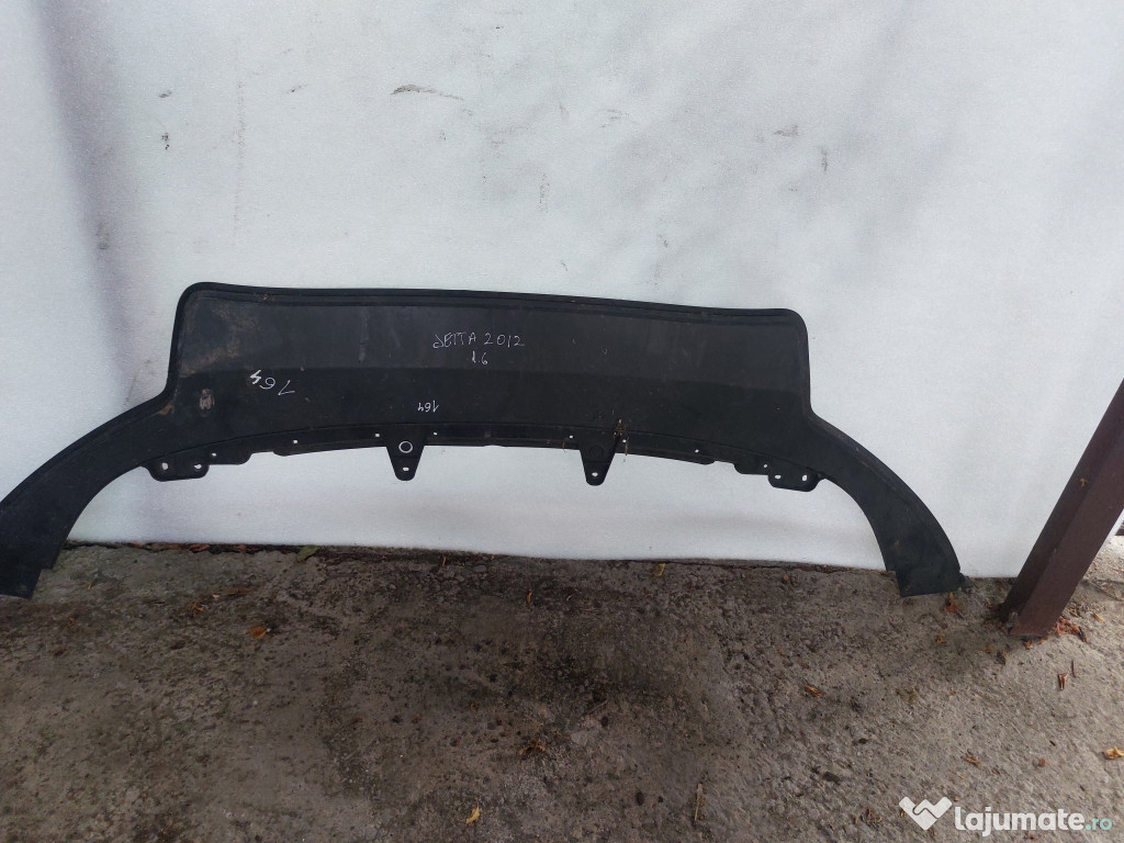 Scut motor plastic Volkswagen Jetta 2012