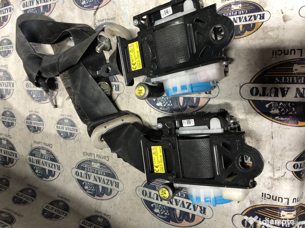Set Centuri fata cu capsa Mazda 6