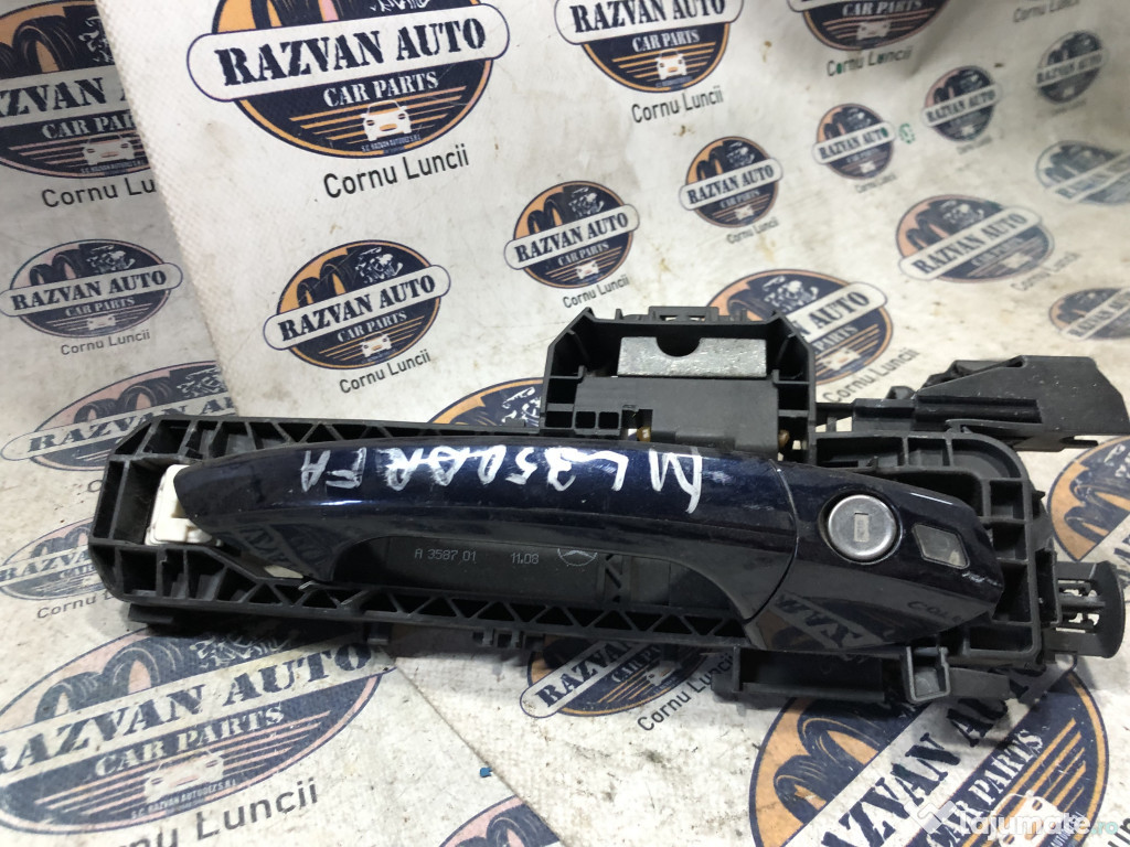 Maner exterior dreapta fata Mercedes ML 350 2012
