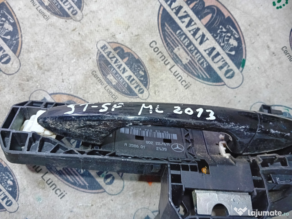 Maner exterior stanga spate Mercedes ML 2013
