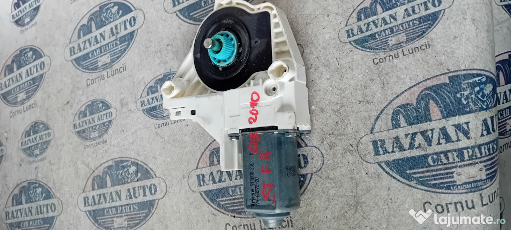 Motoras macara stanga fata Audi Q5 2010