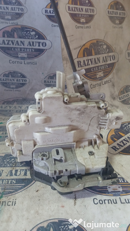 Broasca dreapta spate Volkswagen Touareg 2012