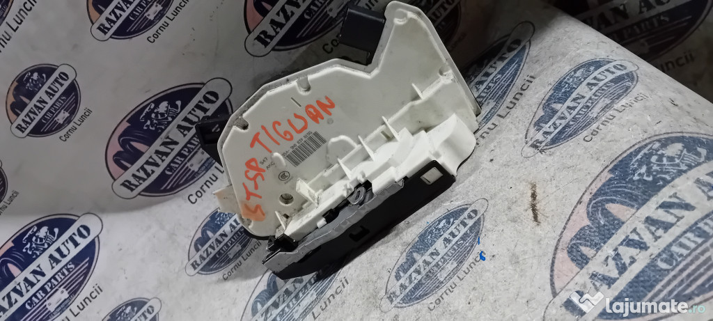 Broasca stanga spate Volkswagen Tiguan 2014