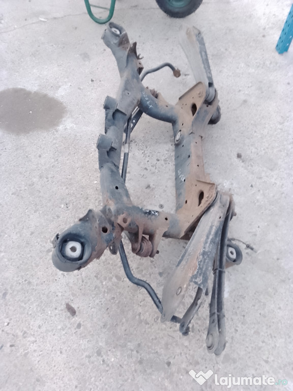 Punte spate BMW X3 F25 2.0 Motorina 2012