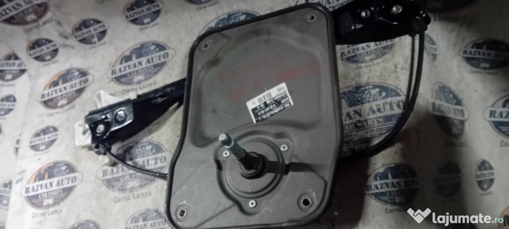 Macara geam dreapta spate Skoda Fabia 2 2011