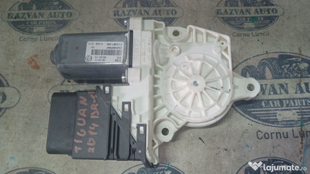 Motoras macara dreapta spate Volkswagen Tiguan 2014