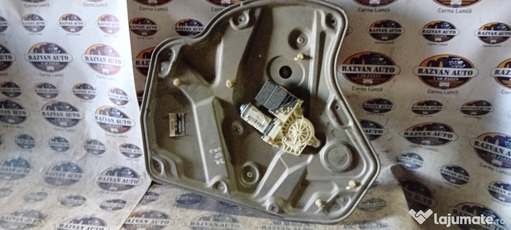 Macara geam dreapta spate Skoda Octavia 3 2015