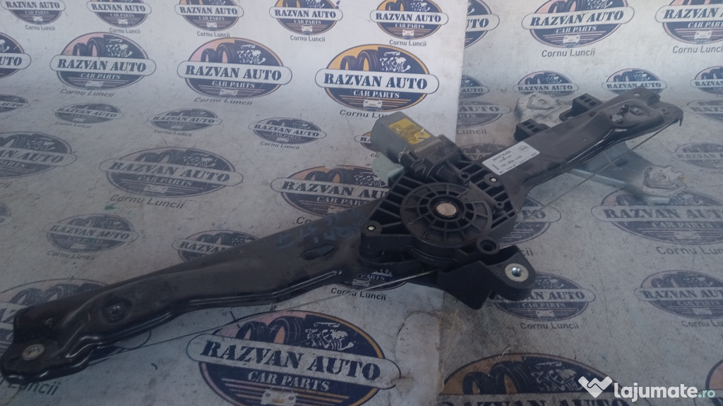 Macara geam stanga fata Nissan Qashqai 2016