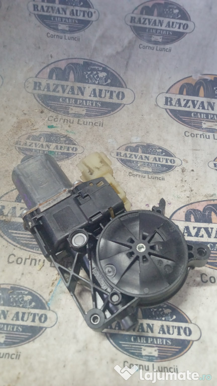 Motoras macara stanga fata Ford Kuga 2014