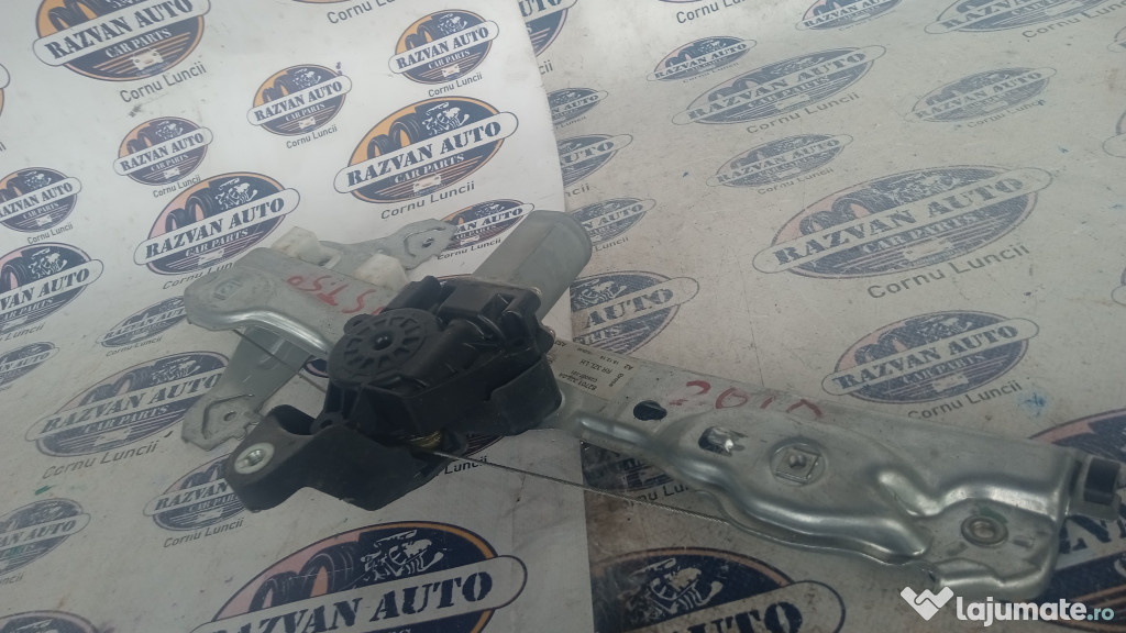 Macara geam stanga spate Nissan Pulsar 2014