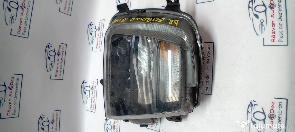 Proiector dreapta Volkswagen Scirocco 2012