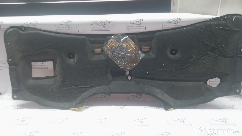 Pâsla capotă Nissan X-Trail 2015