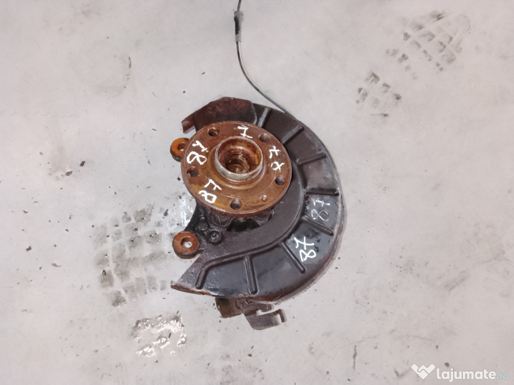 Fuzeta stanga fata Volkswagen Tiguan 2.0 Motorina 2012