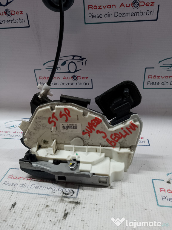 Broasca stanga spate Skoda Superb 3 Berlina 2016