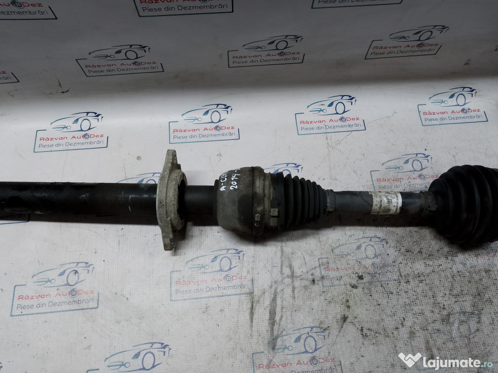 Planetara dreapta fata Mercedes A-Class 1.5 Motorina 2014