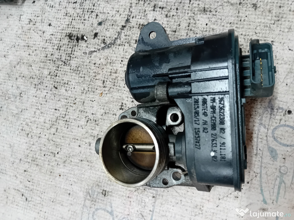 Clapeta acceleratie Citroen Cactus 1.2 Benzina 2015