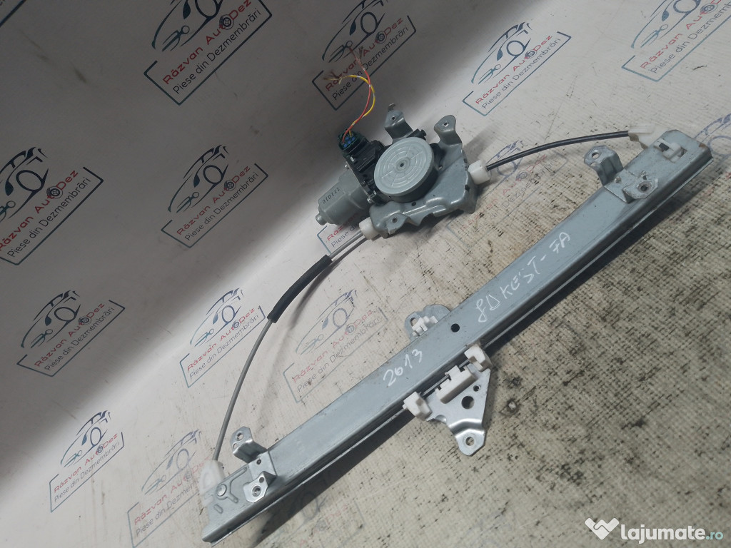 Macara geam stanga fata Nissan Juke 2013