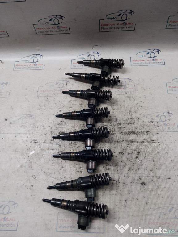 Injector Audi A4 B7 2.0 Motorina 2007