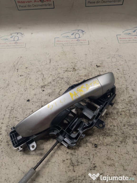 Maner exterior stanga spate Volkswagen Passat B8 2016