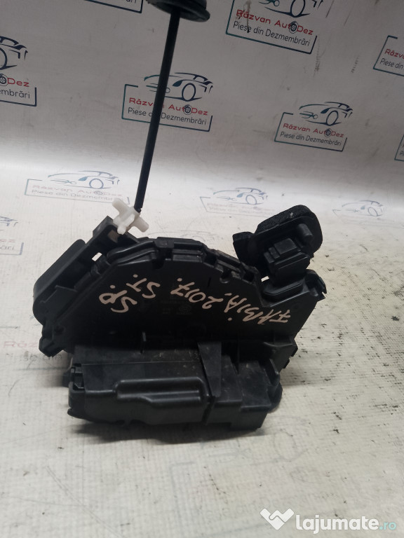 Broasca stanga spate Skoda Fabia 3 2017