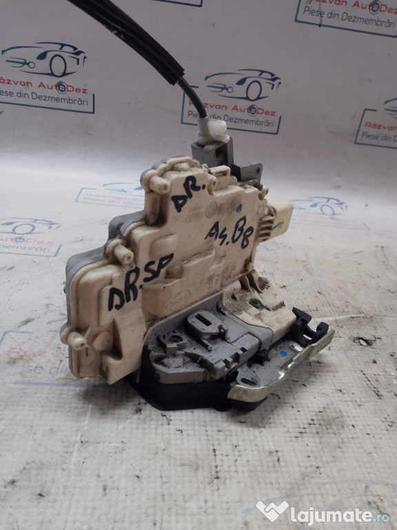 Broasca dreapta spate Audi A4 B8 2011