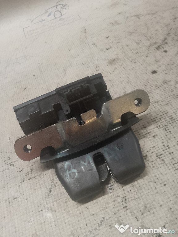 Broasca hayon Ford B-MAX 2013