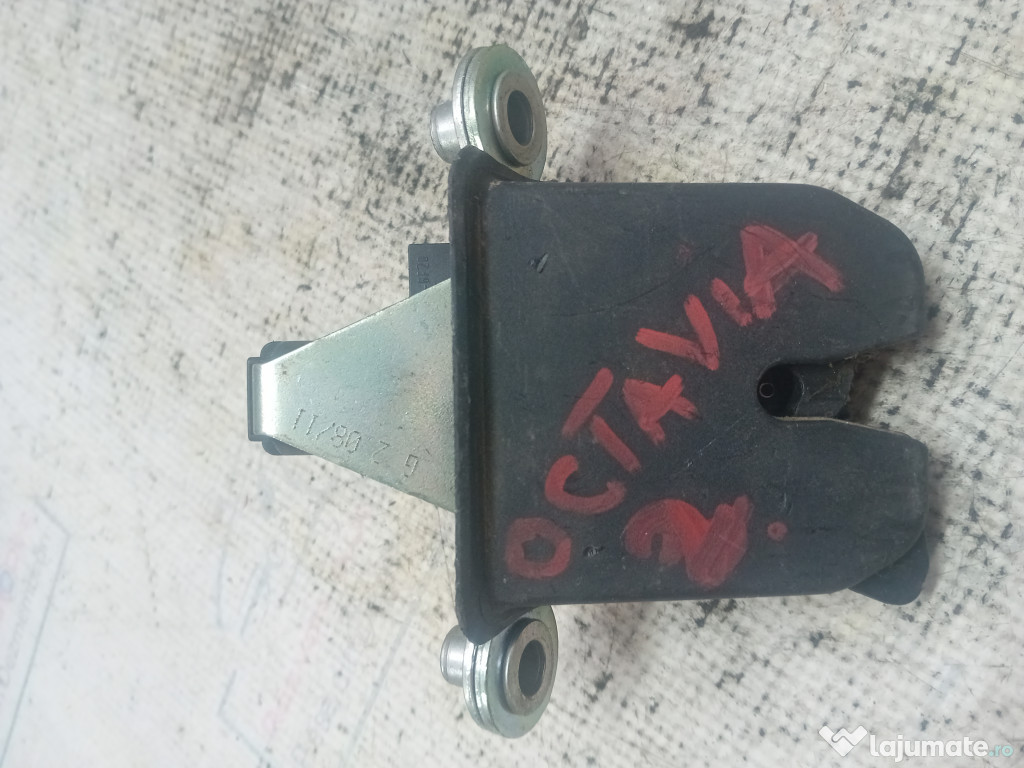 Broasca hayon Skoda Octavia 2 2012