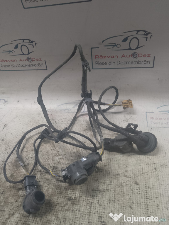 Senzori parcare spate plus instalație Audi A4 B9 2016