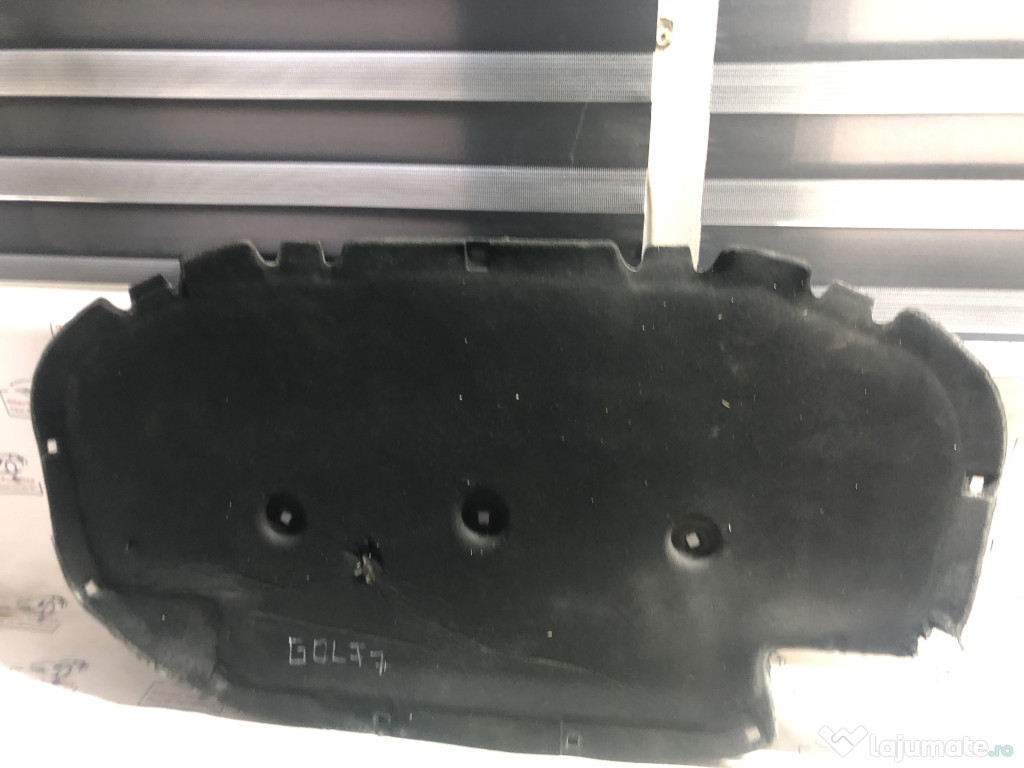 Pâsla capotă Volkswagen Golf 7 2014