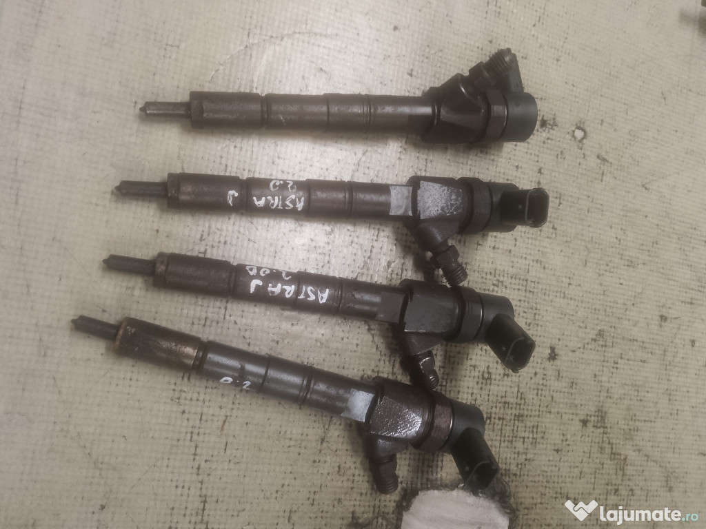 Injector Opel Astra J 2.0 Motorina 2011