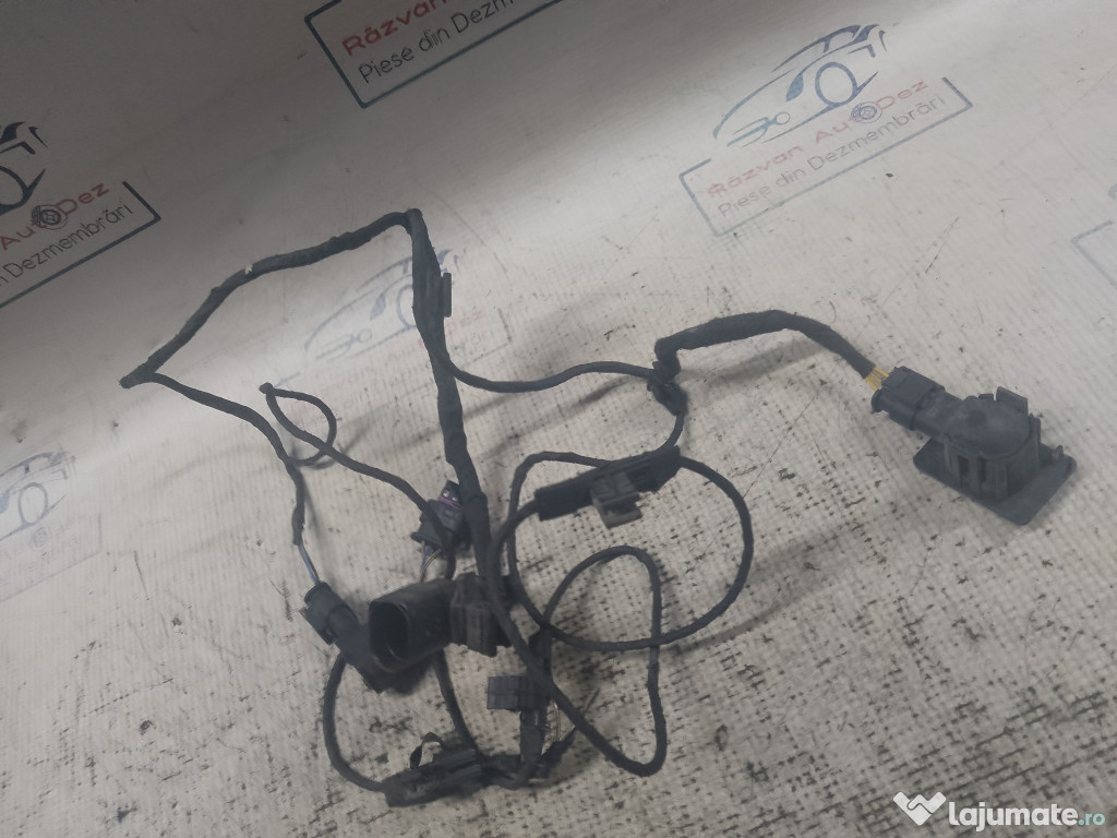 Senzori parcare spate plus instalație Audi A4 B8 2011
