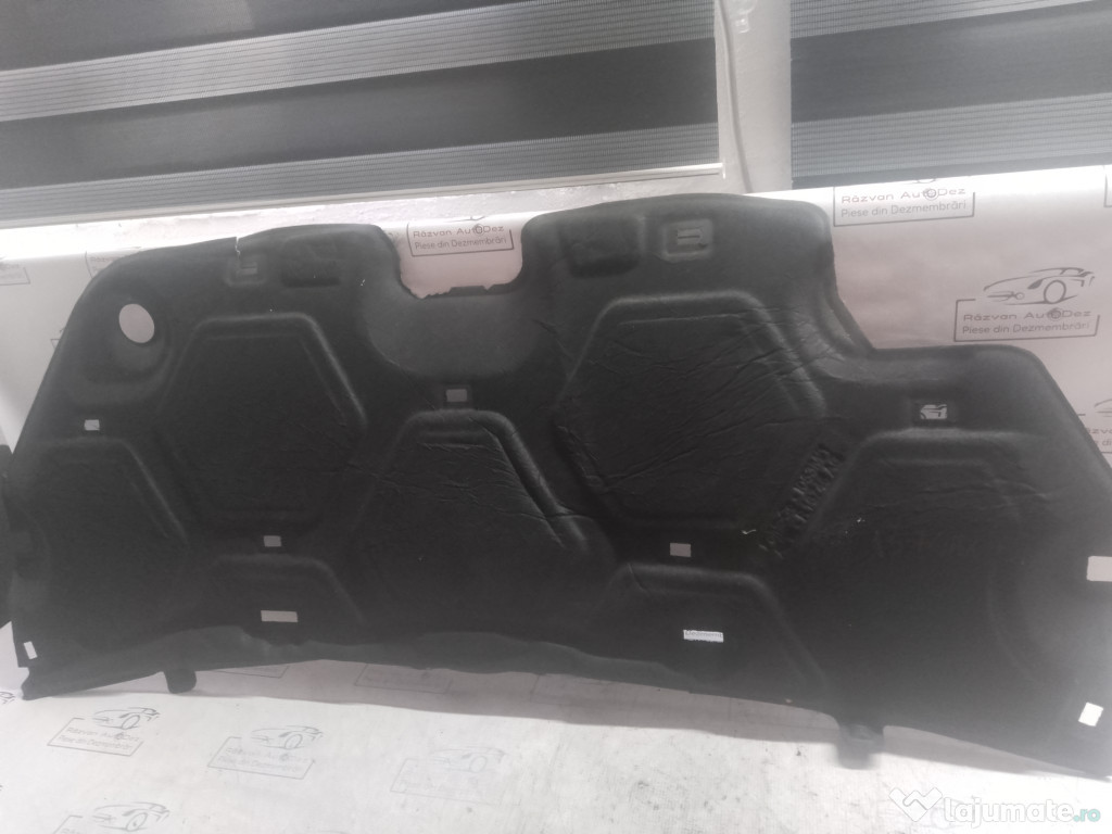 Pâsla capotă Ford B-MAX 2012