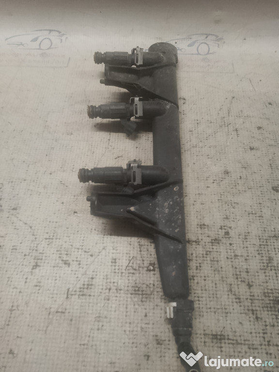 Rampa plus injectoare Peugeot 2008 1.2 Benzina 2016