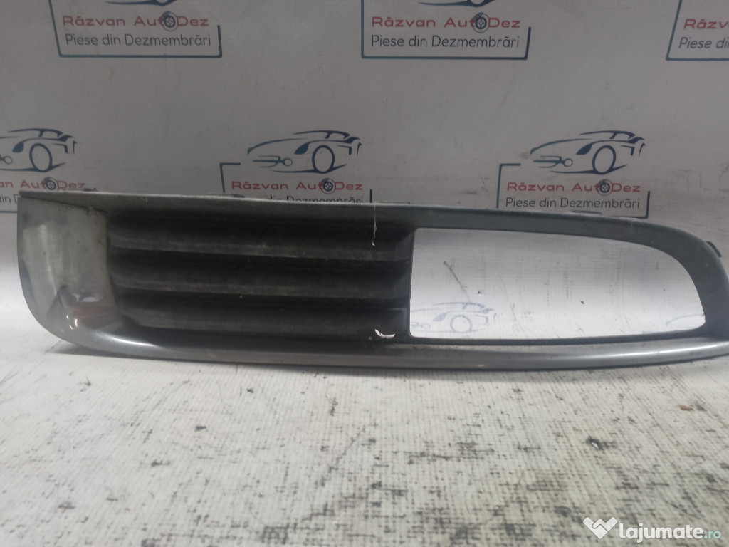 Grila proiector stanga Opel Insignia A 2011