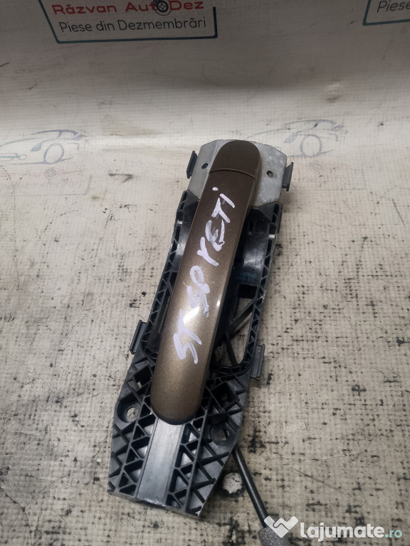 Maner exterior stanga spate Skoda Yeti 2012