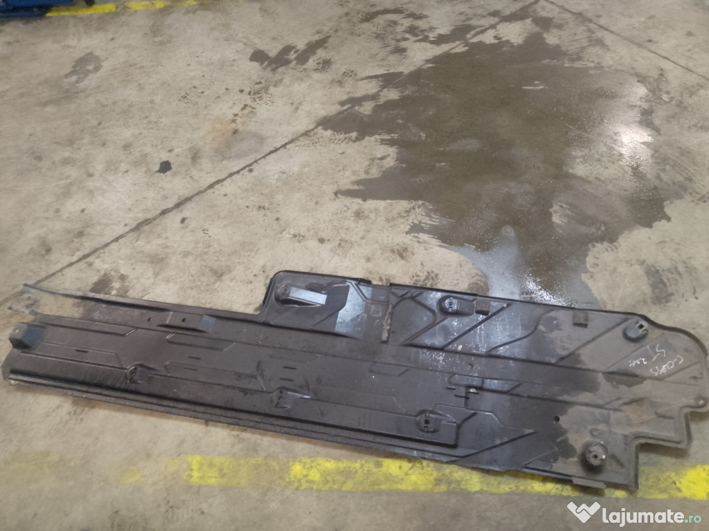 Scut lateral stanga Mercedes C-Class W204 2.2 Motorina 2011