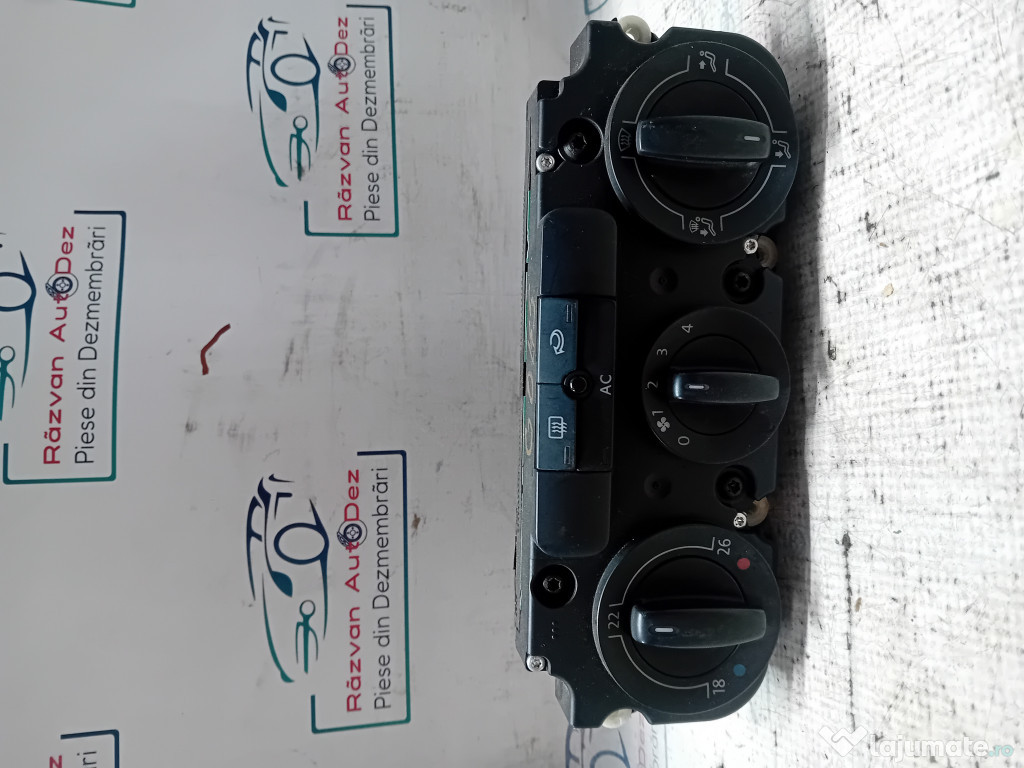 Panou comanda clima Volkswagen Golf 5 2009