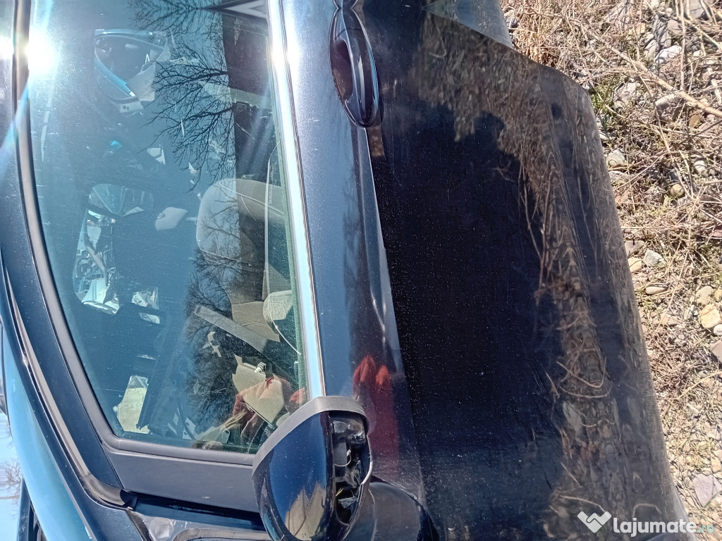 Usa stanga fata Ford B-MAX 2014