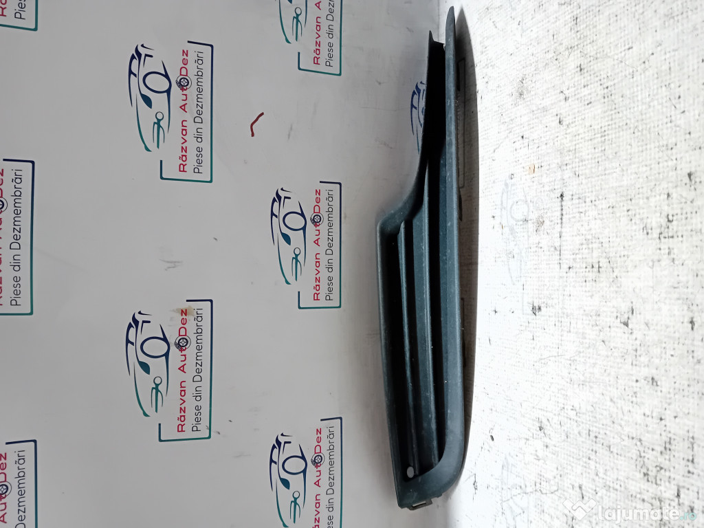 Grila proiector dreapta Volkswagen Golf 7 Break 2014