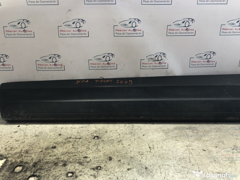 Bandou usa stanga fata Volkswagen Tiguan 2.0 Motorina 2009