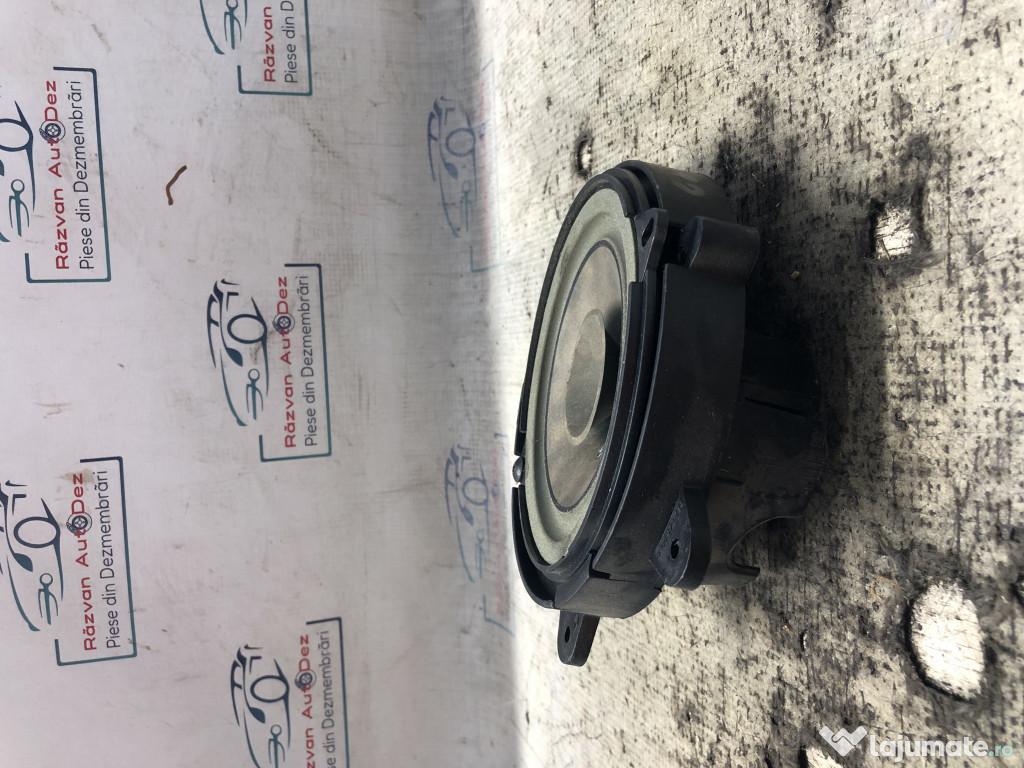 Boxa stanga spate Renault Clio 3 2013